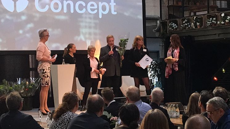 Autoconcepts vd Ulf Coxner tar emot pris som Årets tillväxtföretag under Inspirationsdagen som Business Region Göteborg anordnar. Foto: BRG