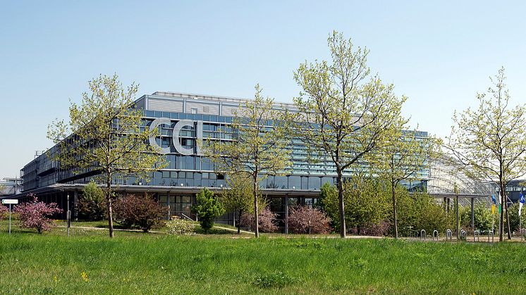 Congress Center Leipzig in Parklandschaft - Foto: Leipziger Messe