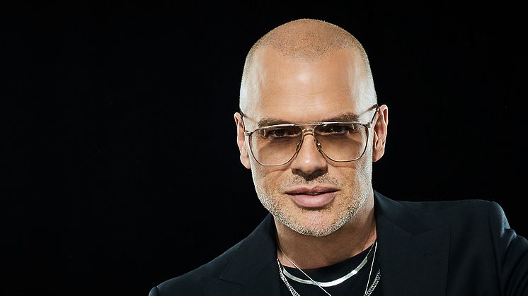 ANDREAS LUNDSTEDT GER SIG SJÄLV EN 50 ÅRSPRESENT - HYLLAR GEORGE MICHAEL MED SHOWEN FREEDOM