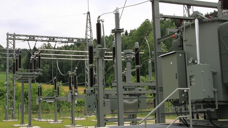 Umspannwerke verbinden Mittel- und Hochspannungsnetze und sind so ein wichtiger Baustein für eine sichere Energieversorgung. 