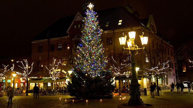 Traditionsenlig julinblåsning i Stadshallen