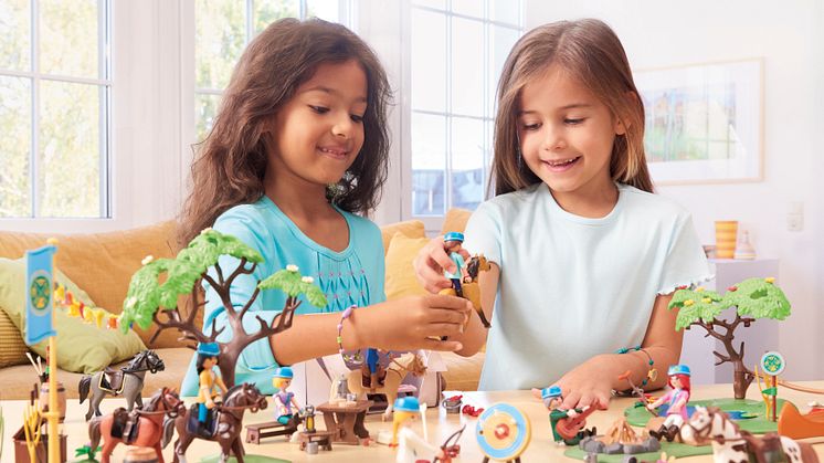 Auf ins Sommercamp!  Neue PLAYMOBIL-Spielsets zu DreamWorks „Spirit – Riding Free“