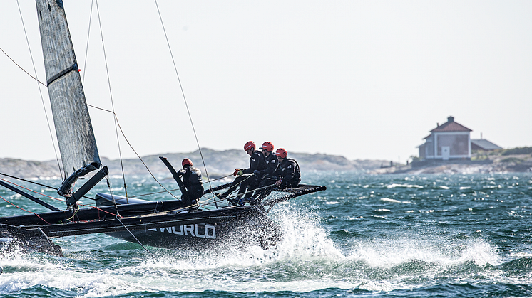 Hårda vindar ställer in torsdagens tävlingar på Marstrand