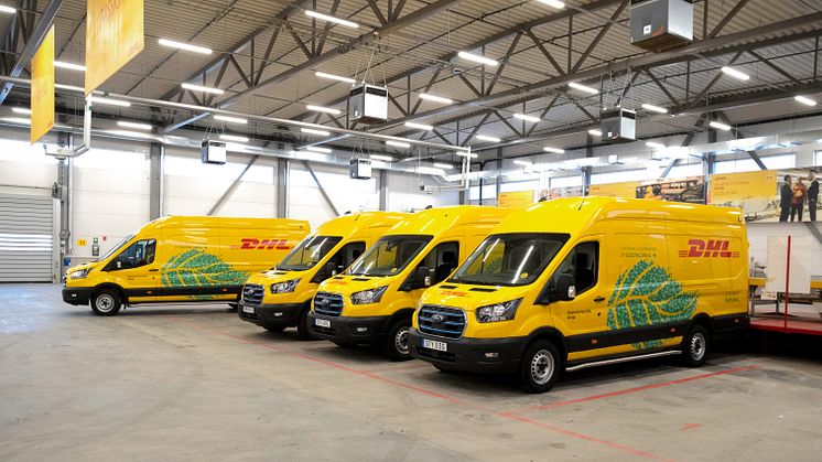 DHL Express satsar på elektriska leveranser med helt elektriska Ford E-Transit