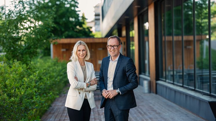 Guro Steine, koncerndirektör kommunikation och hållbarhet och Kim Robert Lisø, koncernchef på GK