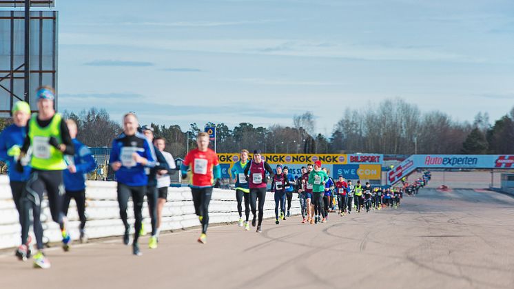 ​Tusentals springer in våren i fri fart!