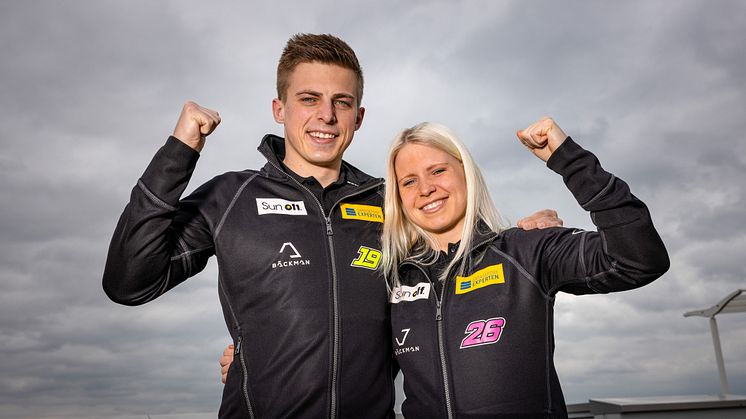 Andreas and Jessica Bäckman. Photo: FIA WTCR (free rights to use images)