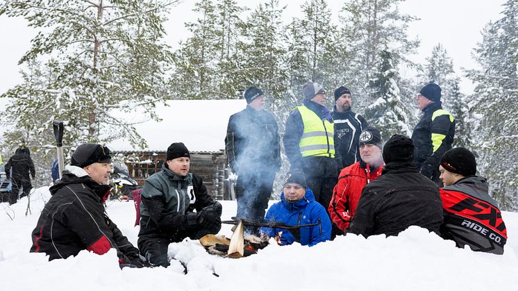 Skoterklubben med eldsjälar som gärna sladdar efter