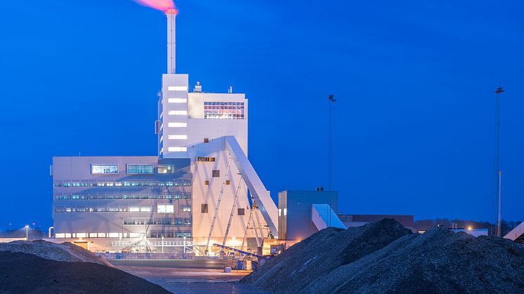 Örtoftaverket drivs av Kraftringen och producerar fjärrvärme och el på enbart biobränsle. Örtoftaverket har haft en stor betydelse i att Lund har uppnått sina klimatmål för 2020.