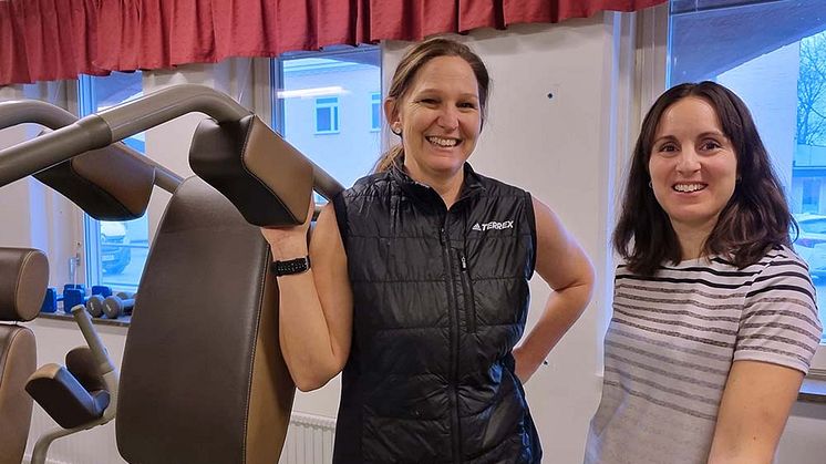 ​Fysioterapeuten Jenny Swahn (tv) och hälsopedagogen Sara Backman leder Fokushusets satsning på rörelse och fysisk aktivitet.