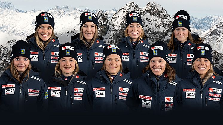 Truppen till Sestriere. Från vänster, övre raden: Moa Boström Müssener, Estelle Alphand, Hilma Lövblom, Lisa Nyberg. Nedre raden: Cornelia Öhlund, Hanna Aronsson Elfman, Anna Swenn Larsson, Sara Hector och Liv Ceder.