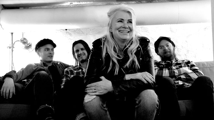  TURNÈ OCH ALBUMRELEASE FÖR ANNIKA ANDERSSON & THE BOILING BLUES BAND ”REBORN”!