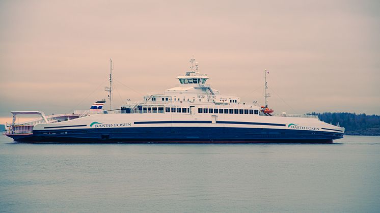The world's largest fully-electric car ferry "Bastø Electric" operates the crossing Bastø-Fosen. Photo: Torghatten.