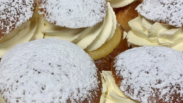 Hemleverans av semlor!