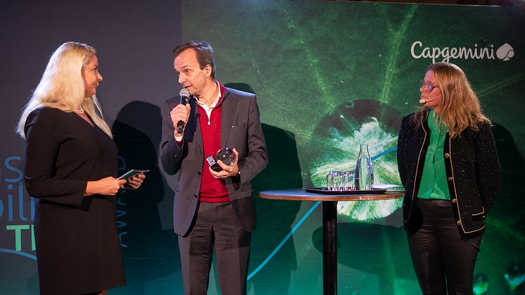 Ann Hellenius (Capgemini Invent), Claes Fredriksson (Liquid Wind) och Caroline Segerstéen Runervik (Capgemini)