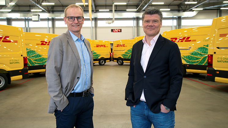 Michael Källbäcker, kvalitets- och miljöchef, och Peter Ervasalo, vd, på DHL Express