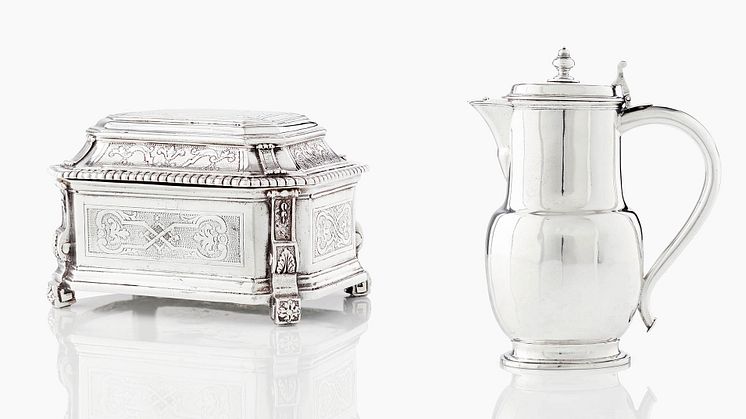 Jewellery box and chocolate serving pot in silver by Petter Henning. Photo: Uppsala Auktionskammare. 