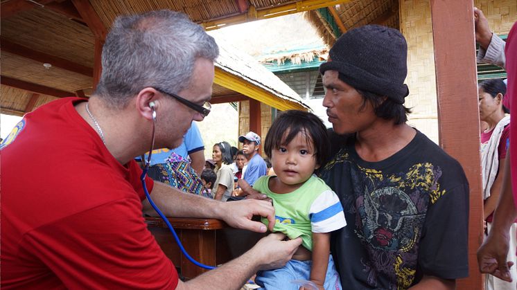 Skandinaviska Läkarbanken ökar insatserna i Filippinerna
