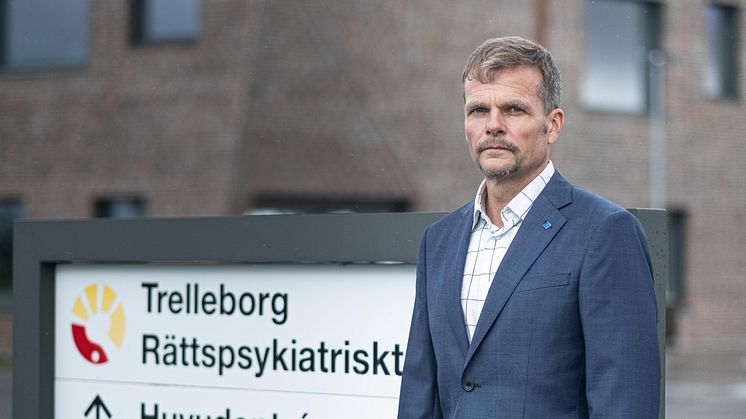 Per Einarsson utanför Trelleborgs rättspsykiatrisk avdelning