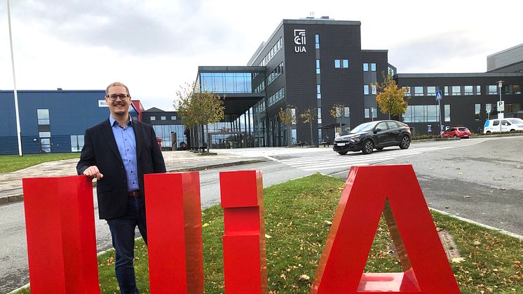 Førsteamanuensis Johannes Landesfeind startar som leiar ved UiAs batteriforsking Batteri Agder-prosjektet i januar 2022.