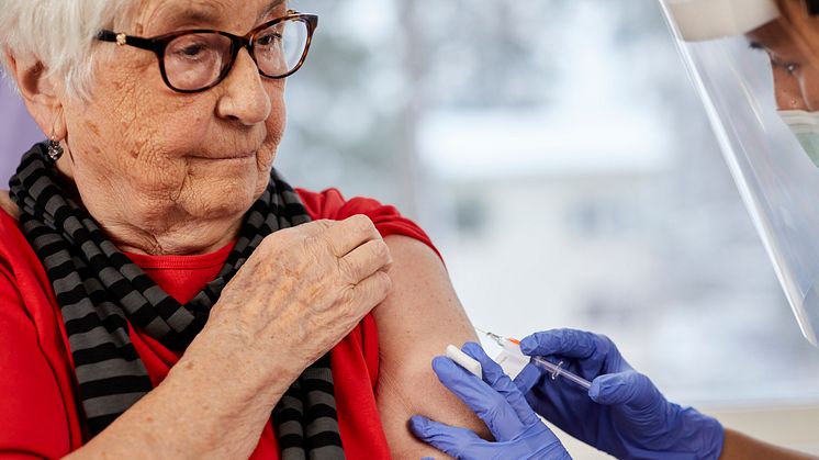 Vaccinationsstatus 12 mars: Personer 80 år eller äldre kan nu få sina vaccinationer