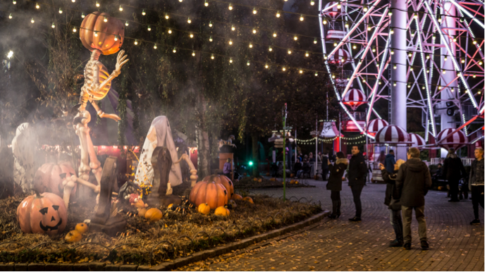 Halloween: Mørket sænker sig over Tivoli Friheden