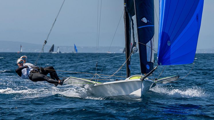 MEDALJE-KANDIDATER: Helene Næss og Marie Rønningen starter tirsdag 5. mars på jakten etter VM-medaljer. De er regjerende europamestre og vant sølv i VM i 2021. FOTO: Morten Jensen