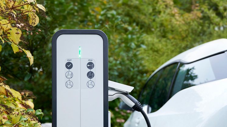 Hager präsentiert witty – Ladelösungen für Elektrofahrzeuge