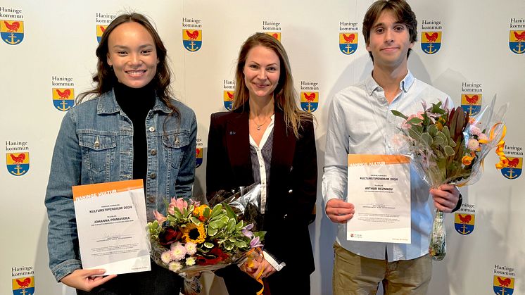 Från vänster: Johanna Primavera, Nicole Forslund och Arthur Reznikov. Saknas på bilden: Míra Davída.