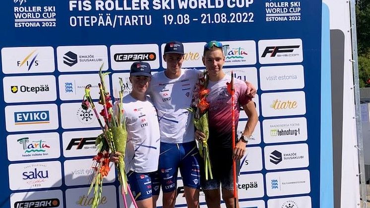 Anton Grahn vann sprinten före Jonatan Lindberg. Anton leder nu den totala världscupen för juniorerna.