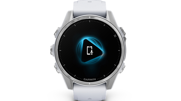 010-02903-00_03_Fenix8_43_HR_Stainless_Whitestone_Front_0014_fenix8_voice_assistant_still.png