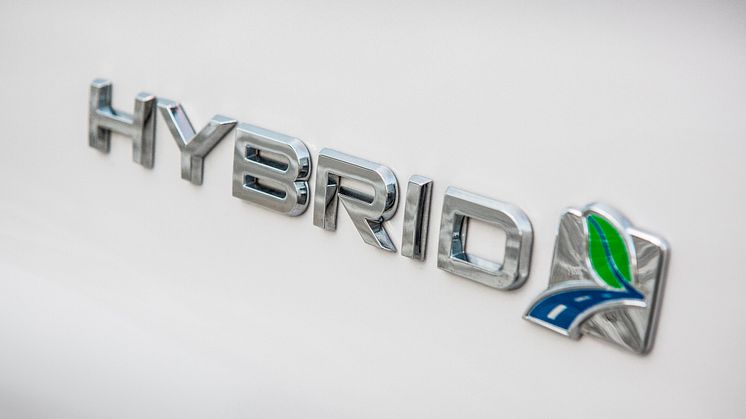Ab nächstem Jahr werden europaweit neue Ford Mondeo Hybrid-Modelle eingeführt, den Beginn macht eine elegante und praktische Traveller-Variante