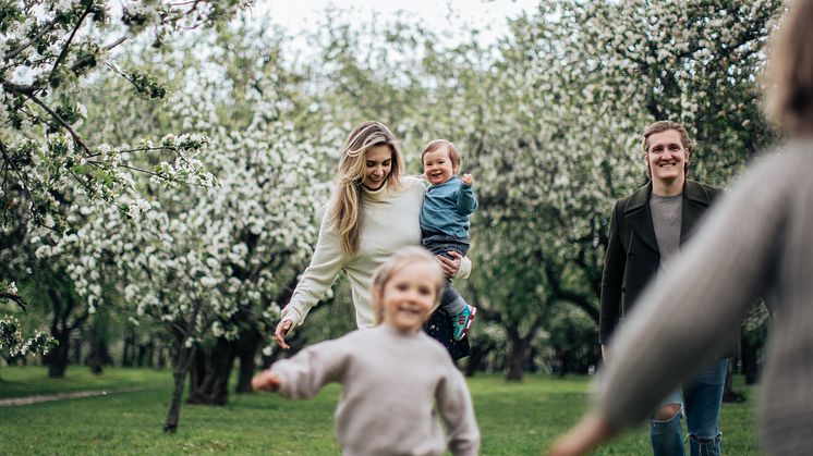 Mor vil have oplevelser, blomster og smykker den 14. maj