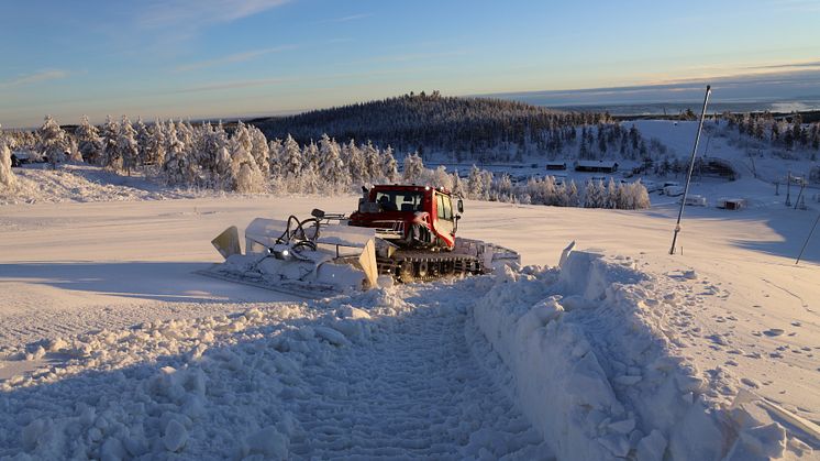 Det schaktas för fullt i Orsa Grönklitt inför den alpina premiären!