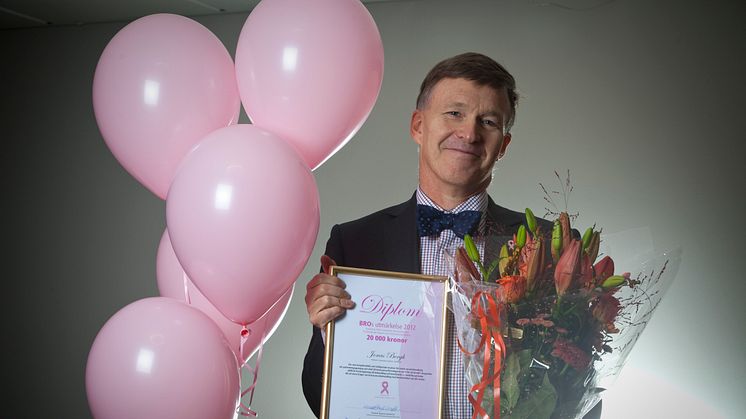 Bröstcancer utmärkelse 2012 till professor Jonas Bergh