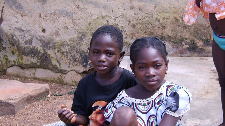 SOS-Barnbyar hjälper översvämningsdrabbade i Ghana