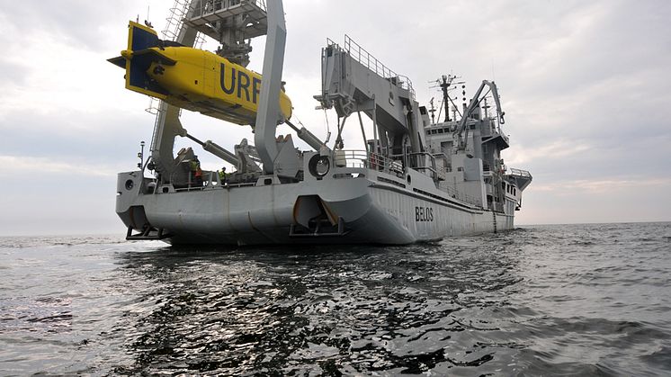 URF under sjösättning från HMS Belos. Foto: Försvarsmakten