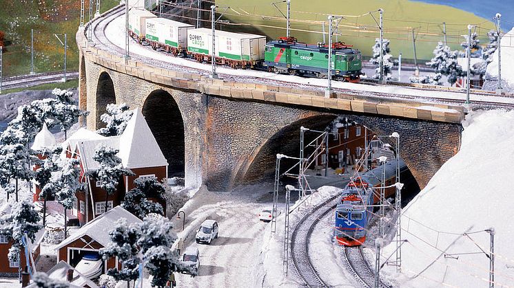 Även Skandinavien och klassiska SJ-tåg är en del av miniatyrutställningen Miniatur Wunderland i Hamburg. FOTO: Miniatur Wunderland Hamburg GmbH