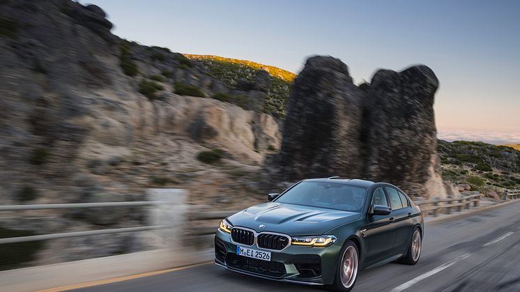 Nye BMW M5 CS: Mindre av noe – mye mer av mye	
