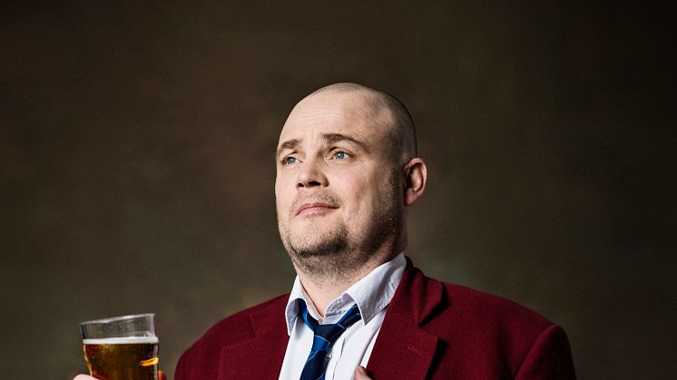 Brittiske stjärnkomikern Al Murray till Stockholm 