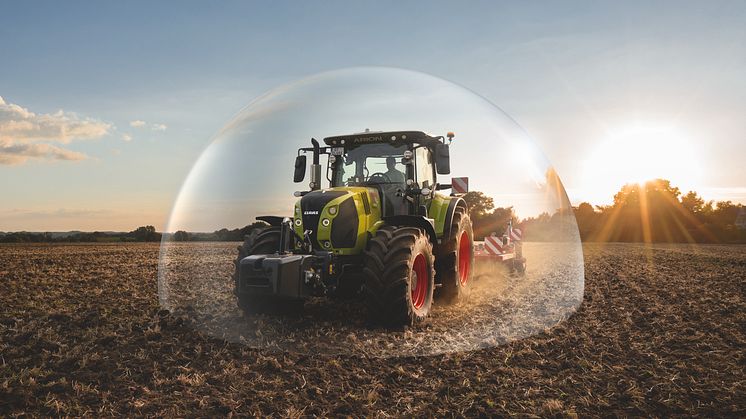 CLAAS går nu ud og giver op til 2400 timer eller 3 års MAXI CARE med til alle CLAAS traktorer og læssemaskiner – ub.
