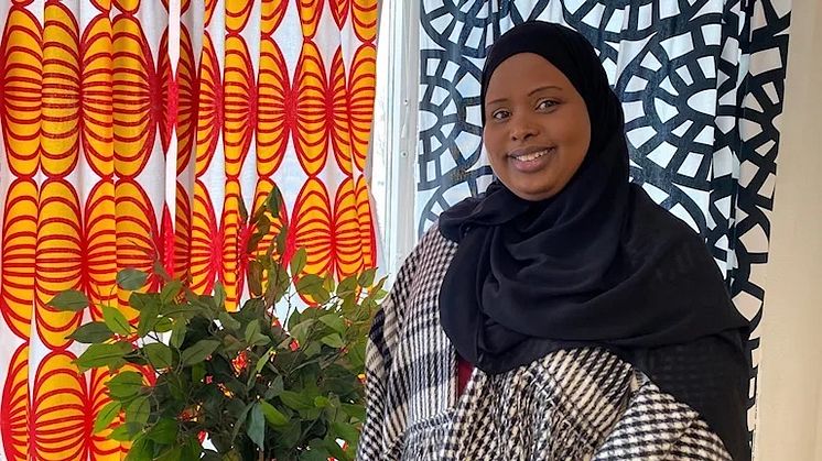 Khadra, som nyligen blev en av tio finalister till Volontärbyråns utmärkelse Årets volontär, säger att föreningen märkte stor skillnad när pandemin kom. ”De hade inget att göra och vi kände att vi kunde göra skillnad genom att bara vara närvarande vu