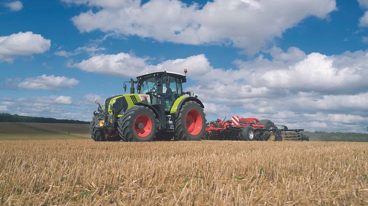 All-round tractors for field, yard and transport. Photo: CLAAS.