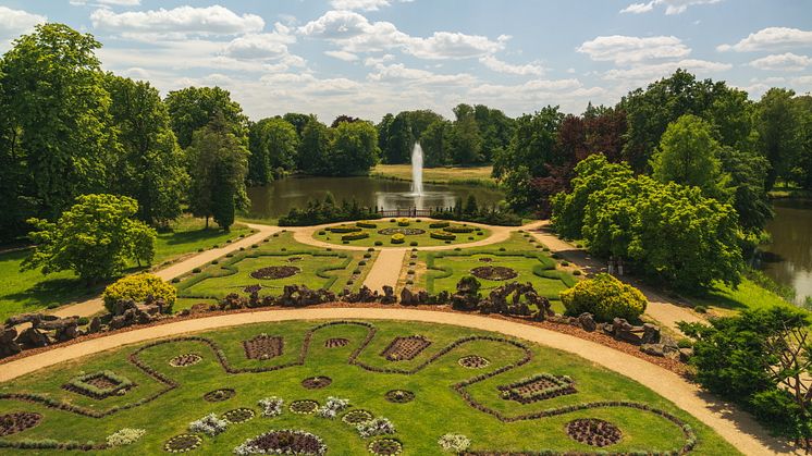 Der Schlosspark Wiesenburg im Fläming ist ein bedeutendes Zeugnis der Gartenkunst des 19. Jahrhunderts. Foto: TMB-Fotoarchiv/Steffen Lehmann. 