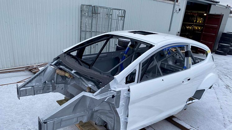 Robin Adolfsson bygger "ny" Ford Fiesta