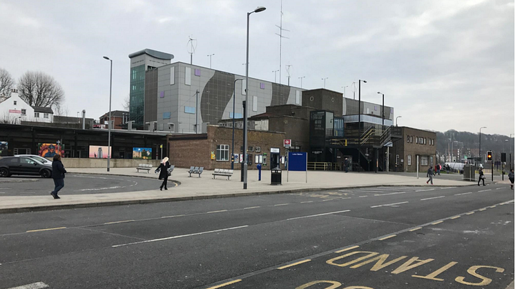 Luton station frontage