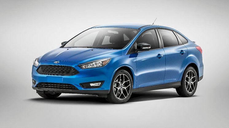 Ford Focus oli vuoden 2013 myydyin automalli; uusi neliovinen ja Electric-malli esiteltiin New Yorkissa 
