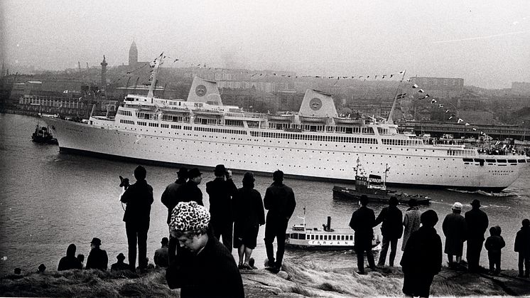 Kungsholms första ankomst till Göteborg år 1966. Foto: Gösta Lidén. Tillhör Sjöfartsmuseet Akvariets samlingar. 