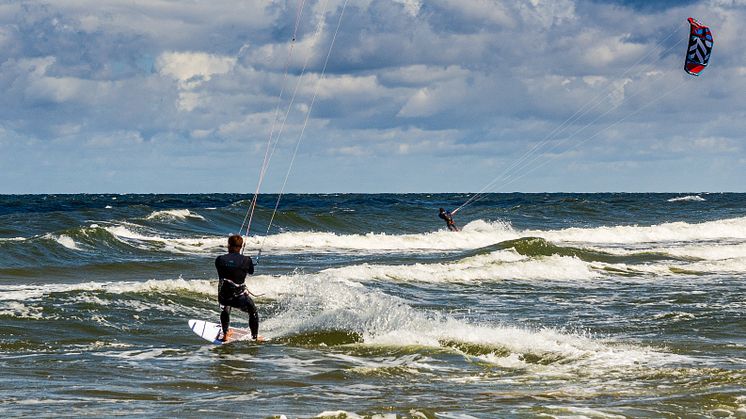 Windsurfing_stock photo by Daniel Hajdacki on Unsplash