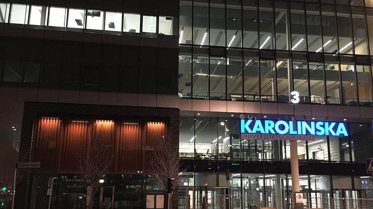 Gör om Nya karolinska till ett bi-hotell i världsklass